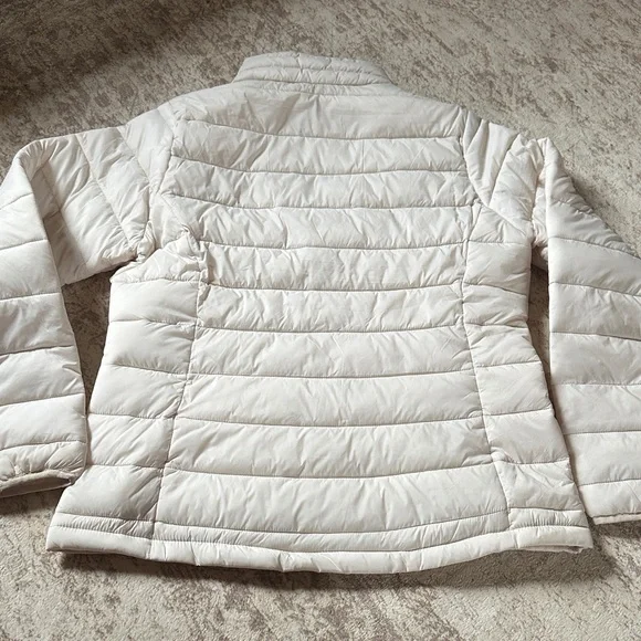Elegant Women's Cream Puffer Jacket - Picture 8 of 10